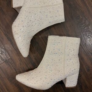 Elegant Cream Ankle Boots with Pearl/Rhinestone Detailing